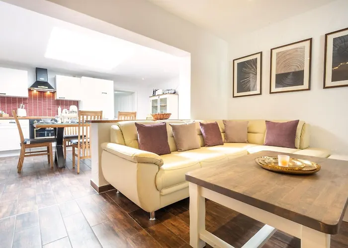 Будинок відпочинку &quothus Oetti&quot *